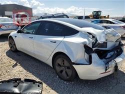 تسلا موديل 3